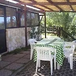 Alloggio per agriturismo AgriCostella Tranquillita' a pochi minuti dal mare di Vieste, Piscina e Parcheggio Vieste