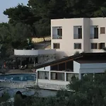 Фермерский дом Agricostella Tranquillita' A Poco Dal Mare Di Vieste, Piscina E Parcheggio Вьесте