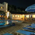AgriCostella Tranquillita' a pochi minuti dal mare di Vieste, Piscina e Parcheggio * Vieste