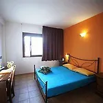 AgriCostella Tranquillita' a pochi minuti dal mare di Vieste, Piscina e Parcheggio Alloggio per agriturismo Vieste
