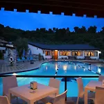 AgriCostella Tranquillita' a pochi minuti dal mare di Vieste, Piscina e Parcheggio Vieste
